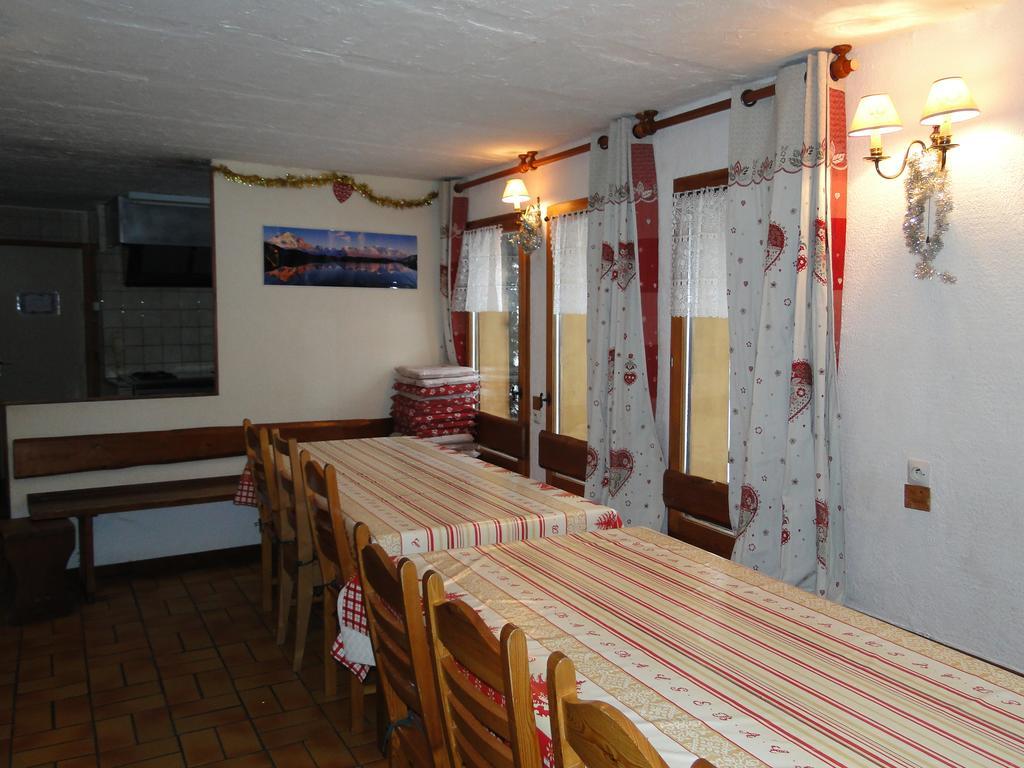 Gite Des Moulins Samoens Bagian luar foto